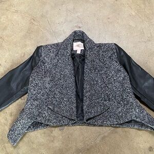Cropped Pleather Sleeve Tweed Jacket